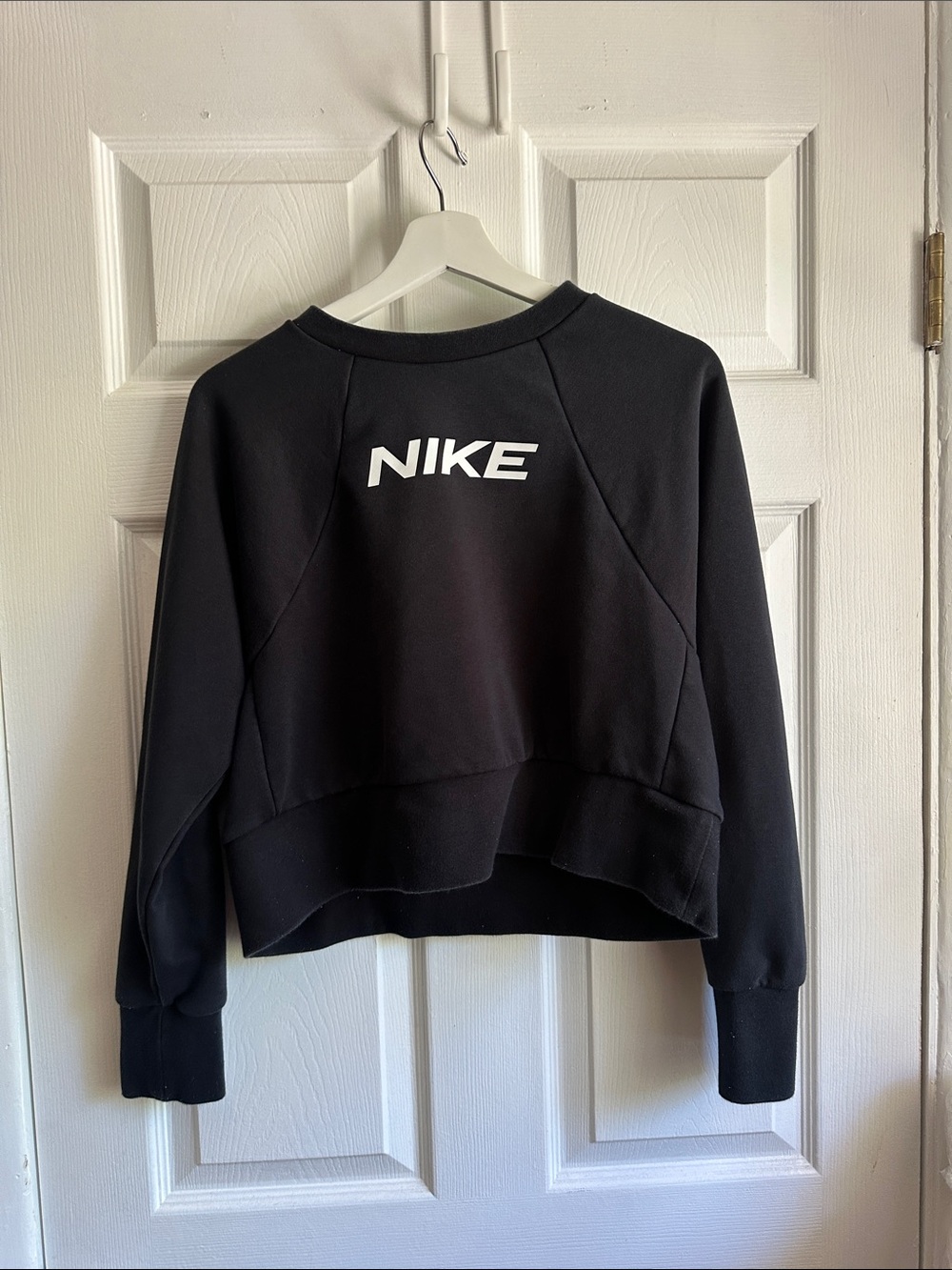 Vintage Nike Black Cropped Crewneck Sweatshirt with White Logo